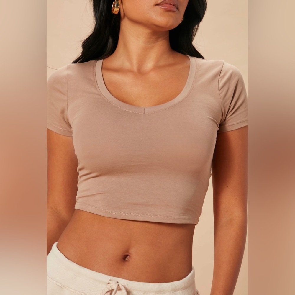 Women’s V Neck Cropped Short Sleeve Tee, Large, Mocha NWOT